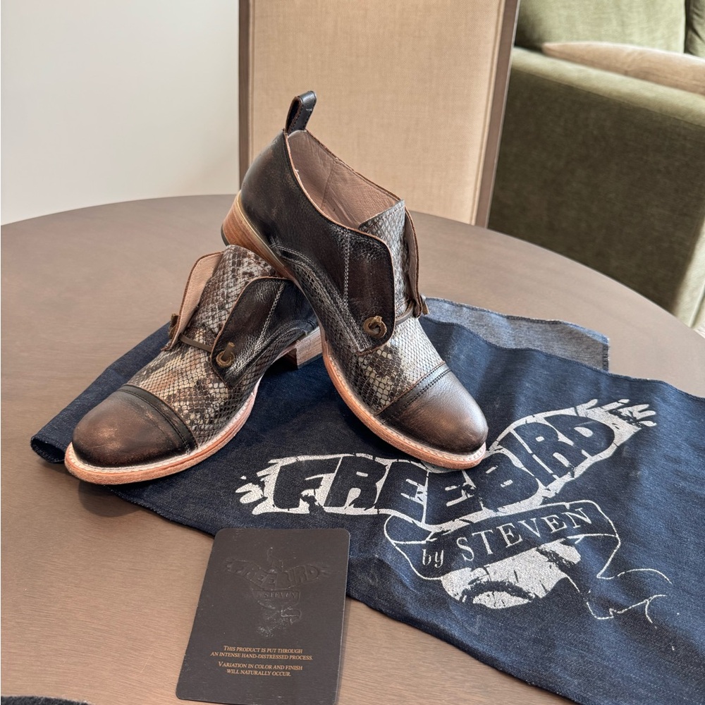 Freebird by Steven Ladies Brown Shoes